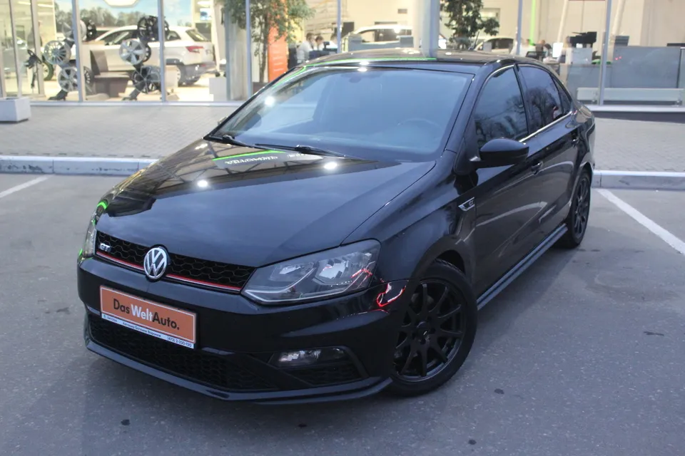 Volkswagen Polo Image 1