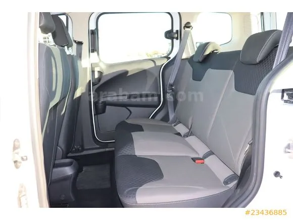 Ford Tourneo Courier 1.5 TDCi Delux Image 7